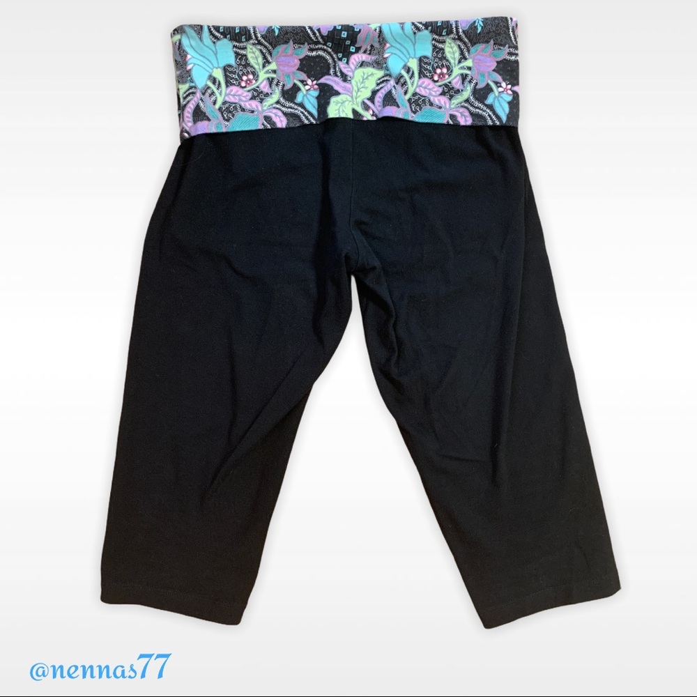 VICTORIA'S SECRET vintage black capri leggings